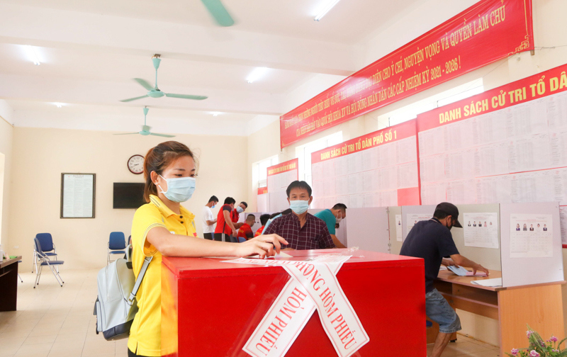 Các vận động viên thể thao Hà Nội hào hứng tham gia bầu cử trong ngày hội non sông - Ảnh 9