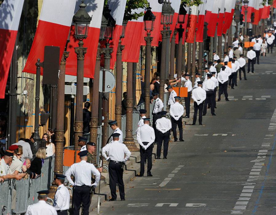 Lễ duyệt binh hoành tráng mừng quốc khánh của Pháp - Ảnh 11