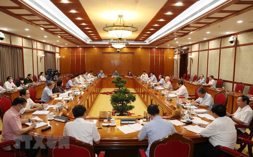 Tổng Bí thư chủ trì họp Bộ Chính trị về tình hình phòng chống dịch - Ảnh 8