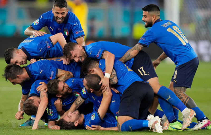 EURO 2020: Xác định đội bóng đầu tiên vượt qua vòng bảng - Ảnh 1