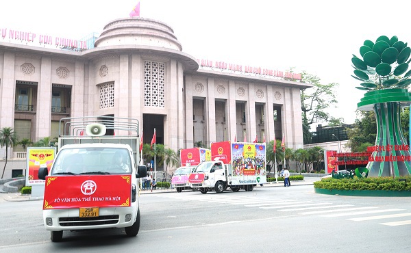 Hà Nội: 5 đoàn xe lưu động ra quân tuyên truyền về bầu cử và ứng xử văn minh thanh lịch - Ảnh 8