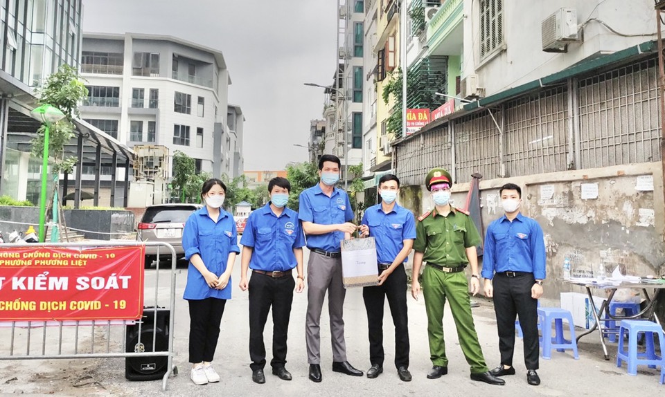 Quận Thanh Xuân: Hỗ trợ cho các trường hợp gặp khó khăn do đại dịch - Ảnh 3