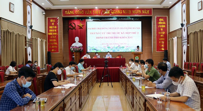 Đại biểu HĐND TP Hà Nội tiếp xúc cử tri huyện Quốc Oai trước kỳ họp thứ 2 - Ảnh 1
