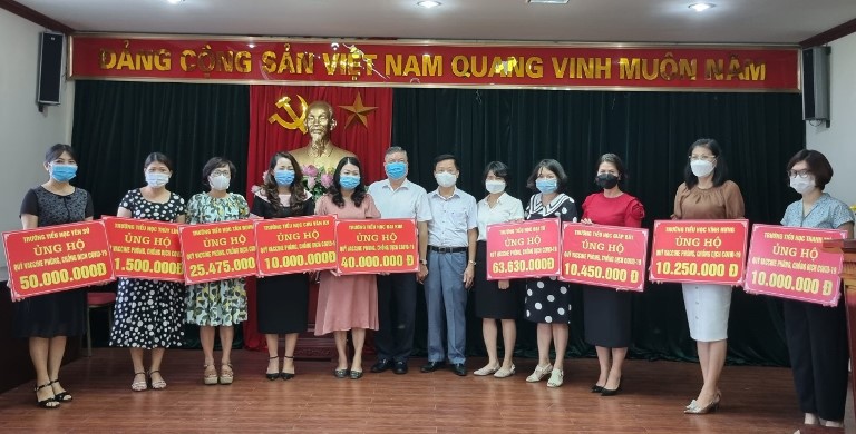 Ngành GD&ĐT quận Hoàng Mai ủng hộ Quỹ vaccine phòng, chống Covid-19 hơn 531 triệu đồng - Ảnh 3