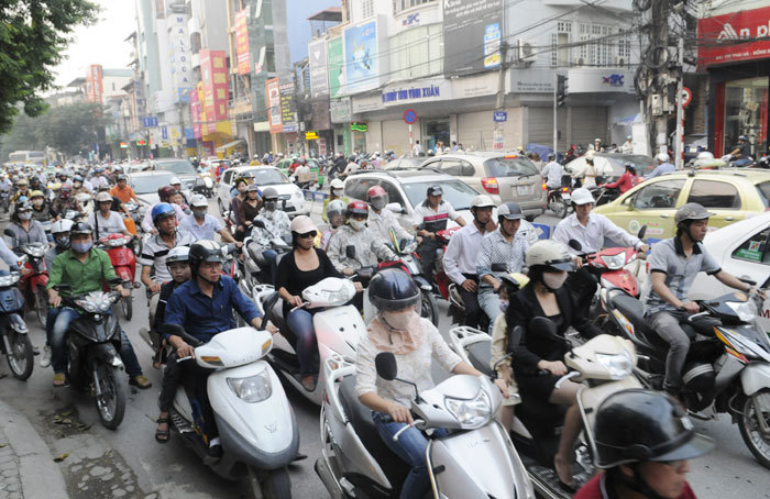 Tình hình giao thông 6 tháng đầu năm: Tai nạn giảm, ùn tắc gia tăng - Ảnh 1