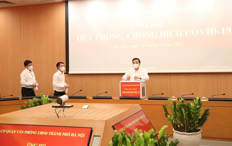 Cơ quan Văn phòng UBND TP Hà Nội ủng hộ Quỹ phòng, chống dịch Covid-19 - Ảnh 1