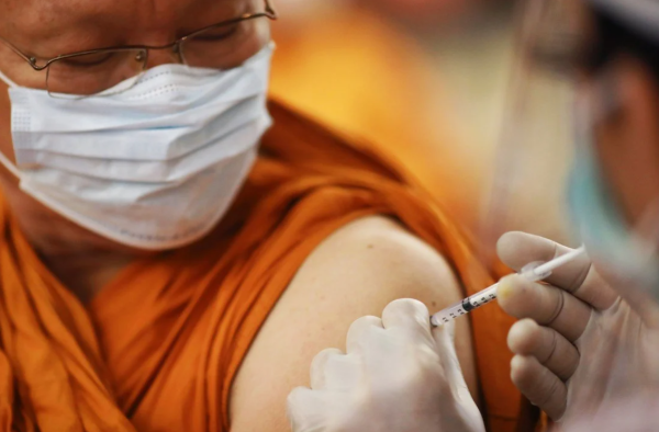 Vaccine ngừa Covid-19: Châu Á đang tính xa hơn - Ảnh 2