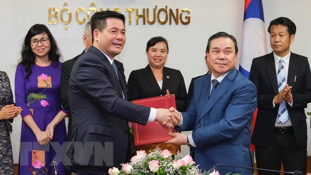 Mở rộng dòng chảy quan hệ thương mại giữa Việt Nam và Lào - Ảnh 1