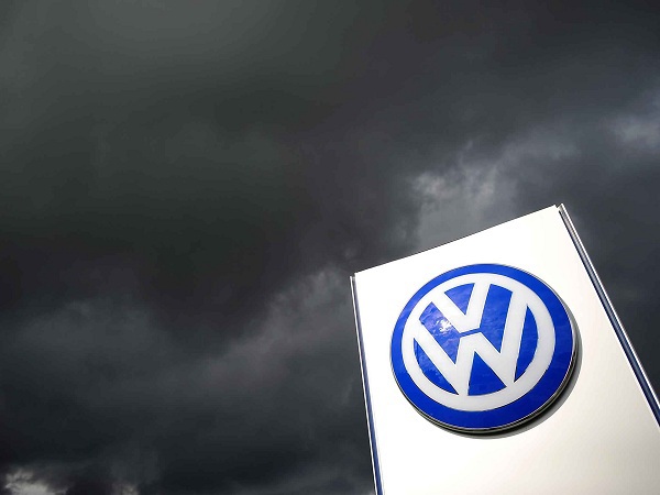 Volkswagen phải chi thêm gần 3 tỷ USD dàn xếp bê bối khí thải ở Mỹ - Ảnh 1