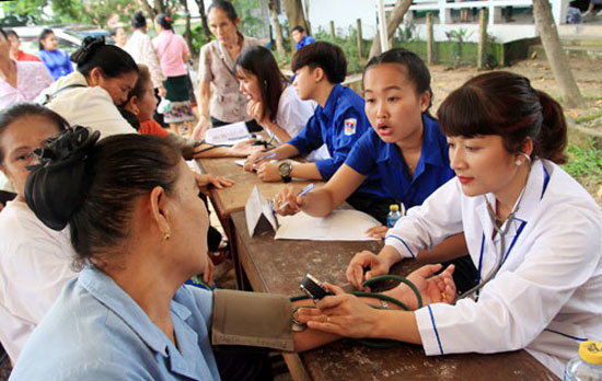 Nhiều hoạt động tình nguyện ý nghĩa của tuổi trẻ Thủ đô tại Lào - Ảnh 2