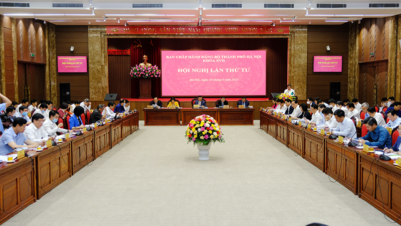 Hội nghị lần thứ 4 Ban Chấp hành Đảng bộ TP Hà Nội: Xem xét Nghị quyết chuyên đề về công tác cán bộ - Ảnh 2