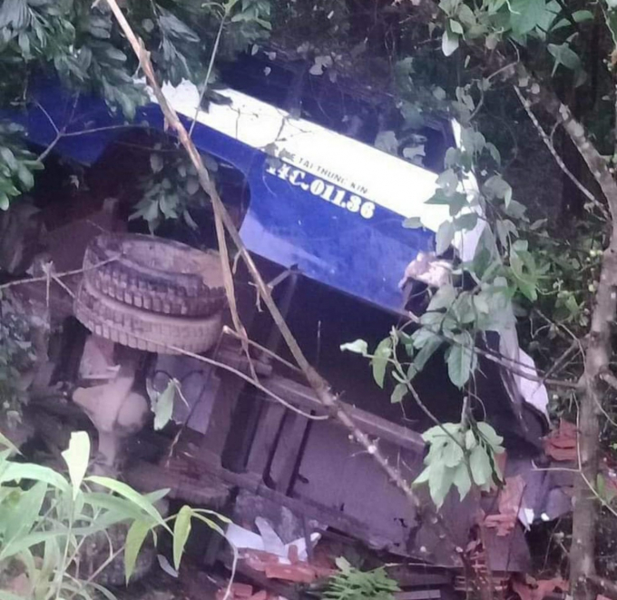 Quảng Ninh: Xe tải mất lái khiến 1 người thiệt mạng - Ảnh 1