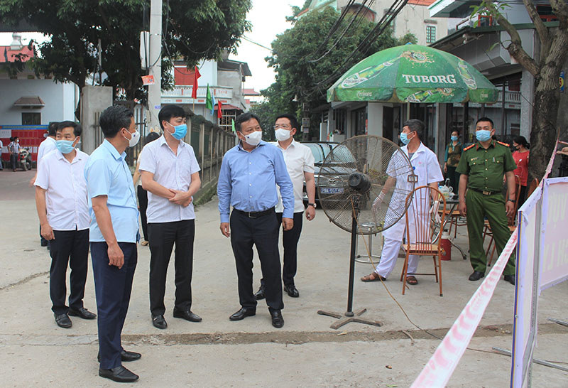 Phó Bí thư Thành ủy Nguyễn Văn Phong: Huyện Sóc Sơn cần xây dựng các phương án bảo đảm phòng, chống dịch Covid-19 khi tổ chức bầu cử - Ảnh 2