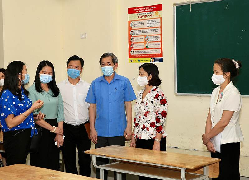 Phó Bí thư Thường trực Thành ủy Nguyễn Thị Tuyến:  Quận Ba Đình phải đảm bảo kỳ thi vào lớp 10 diễn ra an toàn - Ảnh 2