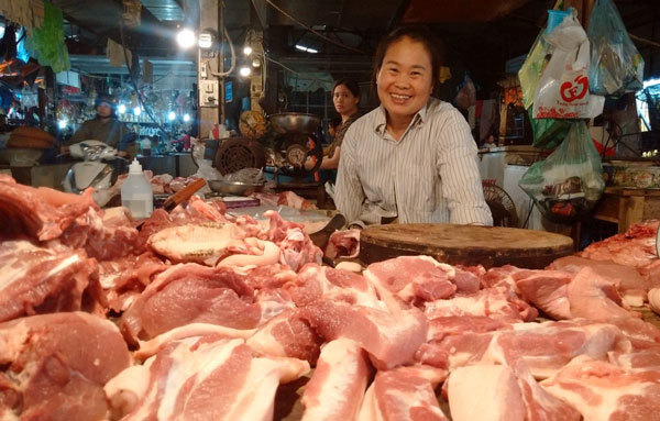 Bộ Nông nghiệp công bố 3 giải pháp "giải cứu" thịt lợn - Ảnh 1