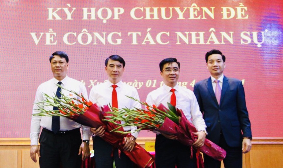 Ông Võ Đăng Dũng được bầu giữ chức Chủ tịch UBND quận Thanh Xuân - Ảnh 1