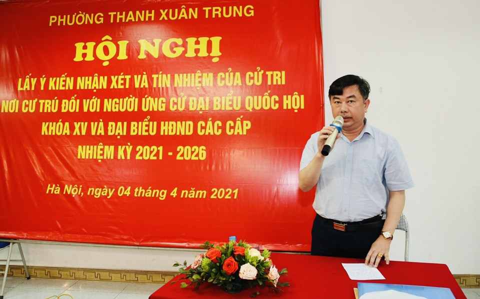 Cử tri nơi cư trú tín nhiệm cao giới thiệu Tổng Biên tập báo Kinh tế & Đô thị Nguyễn Minh Đức ứng cử đại biểu HĐND TP - Ảnh 2