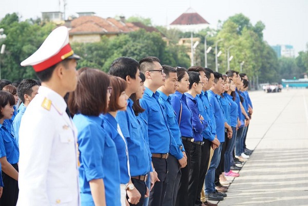 Tuổi trẻ báo Đảng các tỉnh trung du, miền núi phía Bắc và Thủ đô Hà Nội "về nguồn" - Ảnh 1
