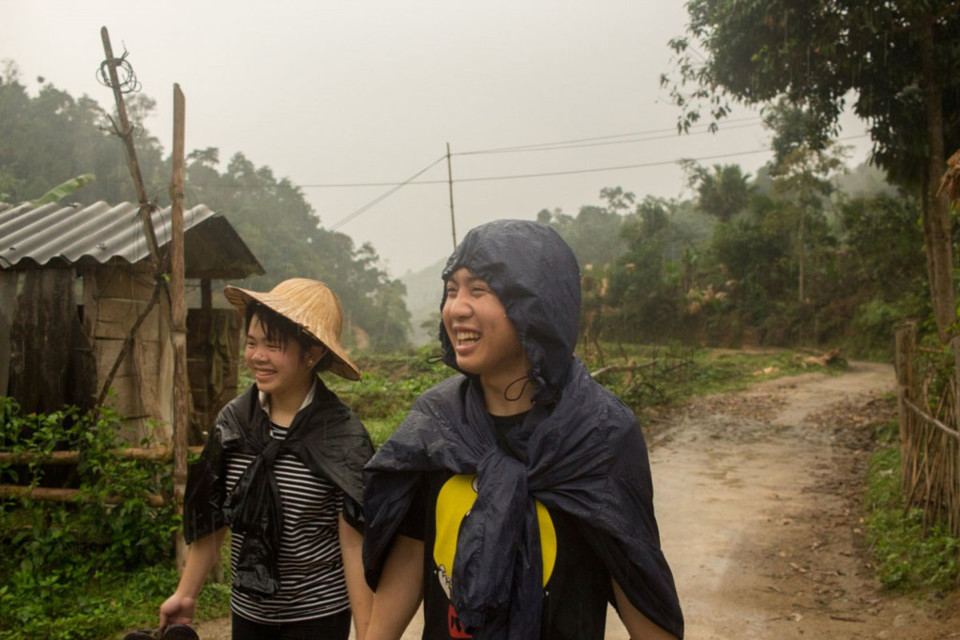 Khách nước ngoài yêu ngôi làng hẻo lánh của Việt Nam - Ảnh 3