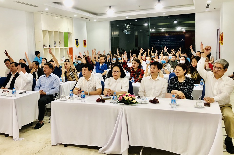 100% cử tri nơi cư trú tín nhiệm giới thiệu ông Nguyễn Mạnh Cường, Lê Hồng Thắng ứng cử đại biểu Quốc hội, HĐND - Ảnh 3