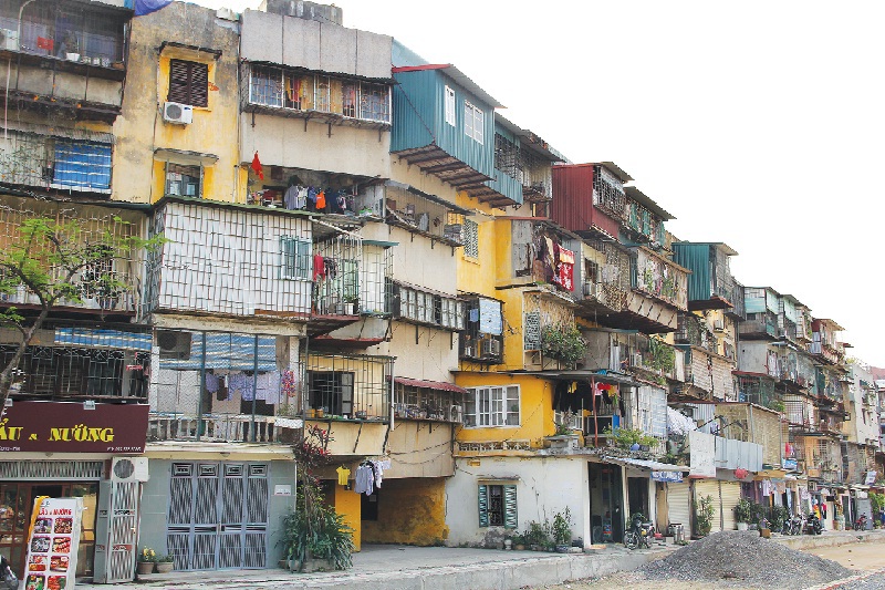 Đẩy nhanh tiến độ cải tạo chung cư cũ tại Hà Nội: Sớm sửa đổi quy định không phù hợp - Ảnh 1