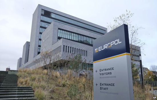 Europol hỗ trợ điều tra vụ tấn công mạng toàn cầu - Ảnh 1