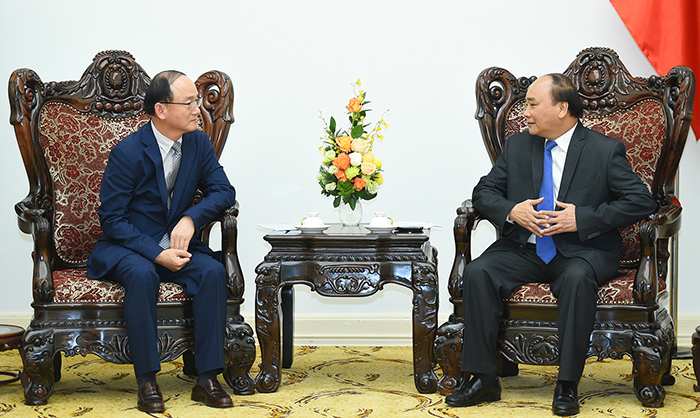 Thủ tướng ủng hộ Samsung mở rộng đầu tư tại Việt Nam - Ảnh 1