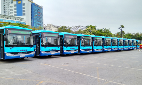 Thay mới xe buýt tuyến 35A Trần Khánh Dư - Nam Thăng Long - Ảnh 1