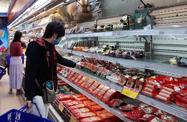 Nâng chuẩn để hàng Việt trụ vững tại siêu thị - Ảnh 1