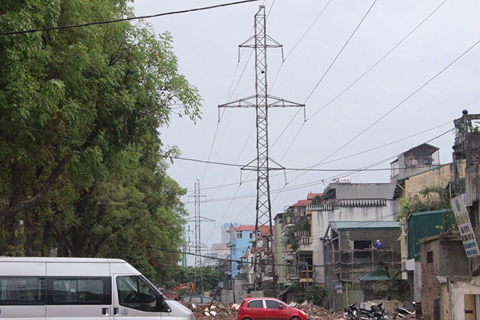 EVN Hanoi đảm bảo an toàn lưới điện trong mùa mưa bão - Ảnh 4