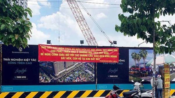 “Cò đất” ngang nhiên phân lô, bán nền cả trụ sở Cảnh sát PCCC ở TP Hồ Chí Minh - Ảnh 1