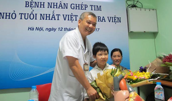 Ghép tim thành công cho trẻ nhỏ tuổi nhất Việt Nam - Ảnh 1