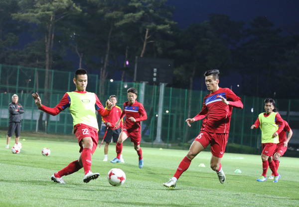 U20 Việt Nam dồn hết tâm sức cho trận ra quân gặp New Zealand - Ảnh 1