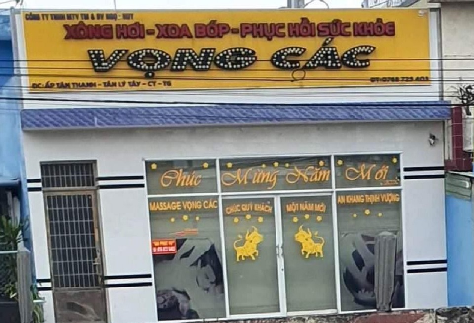 Tiền Giang: Phát hiện 3 cặp nam nữ mua bán dâm tại cơ sở massage Vọng Các - Ảnh 1