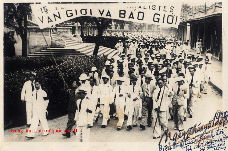 Bức ảnh tuần hành đòi tự do ngôn luận của văn giới - báo giới ngày 1/5/1938 - Ảnh 1