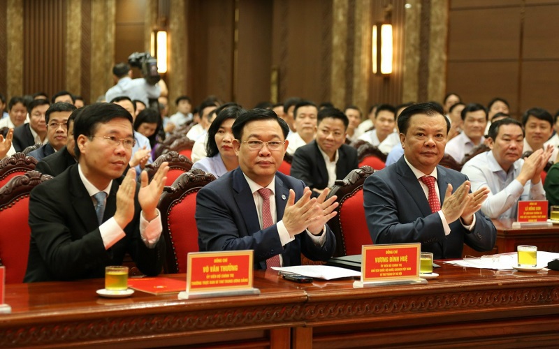 Đồng chí Đinh Tiến Dũng được Bộ Chính trị phân công giữ chức Bí thư Thành ủy Hà Nội - Ảnh 1