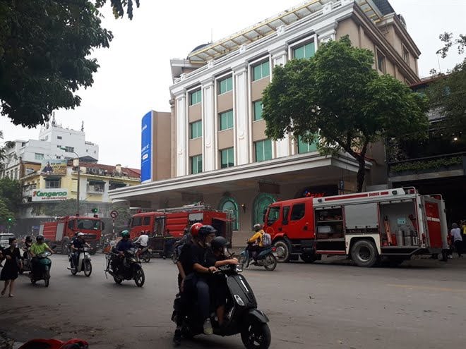 Hà Nội: Cháy tầng hầm Trung tâm thương mại Tràng Tiền Plaza - Ảnh 2