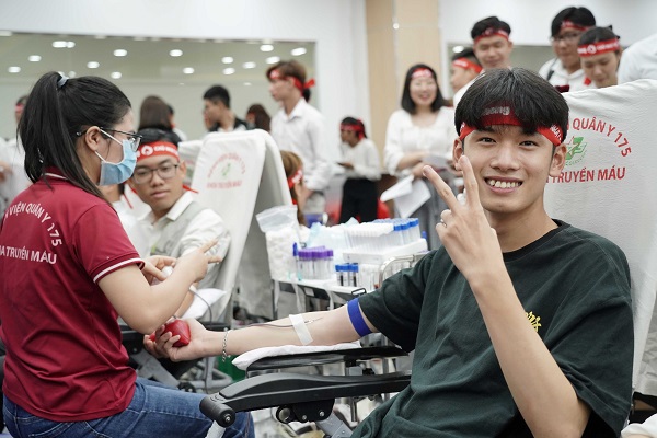 Amway Việt Nam tiếp tục đồng hành cùng chương trình Hiến máu Chủ nhật Đỏ năm 2021 - Ảnh 1