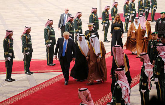 Tổng thống Mỹ đến Saudi trong chuyến công du nước ngoài đầu tiên - Ảnh 2