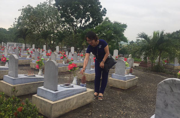 Báo Kinh tế & Đô thị dâng hương các anh hùng liệt sỹ tại Nghĩa trang Trường Sơn - Ảnh 5