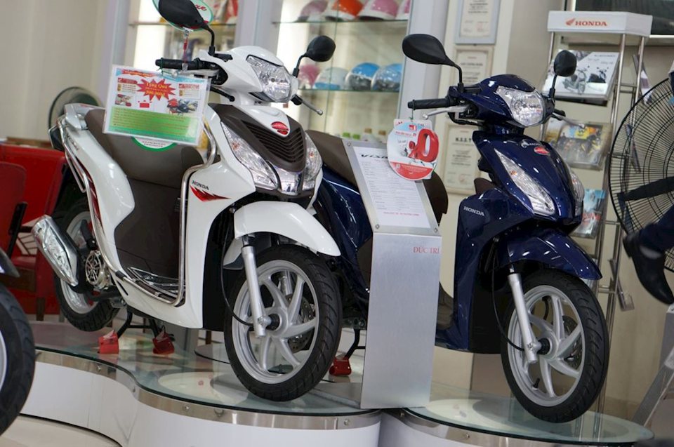 Sức mua xe máy của người Việt đang giảm - Ảnh 1