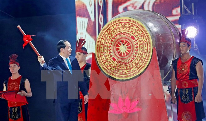 Chủ tịch nước Trần Đại Quang dự khai mạc mùa du lịch Biển Cửa Lò 2017 - Ảnh 1