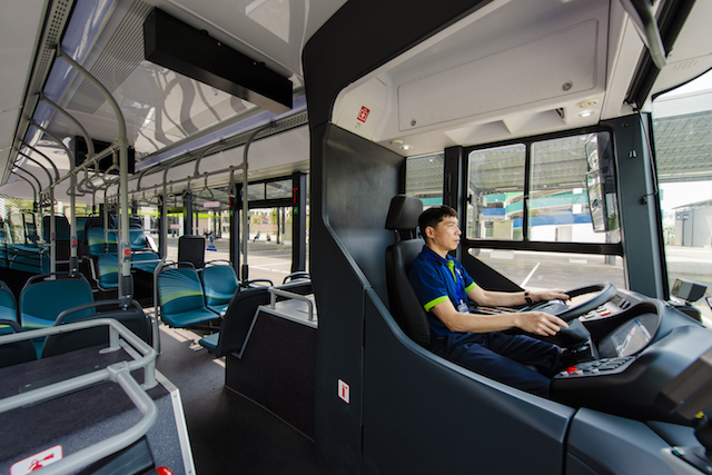 Hà Nội chính thức vận hành xe buýt điện VinBus - Ảnh 4