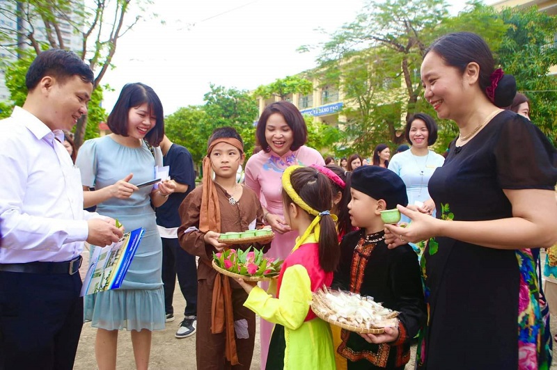 Phát động “Ngày hội sách năm 2021” tại trường Tiểu học Trung Yên - Ảnh 5