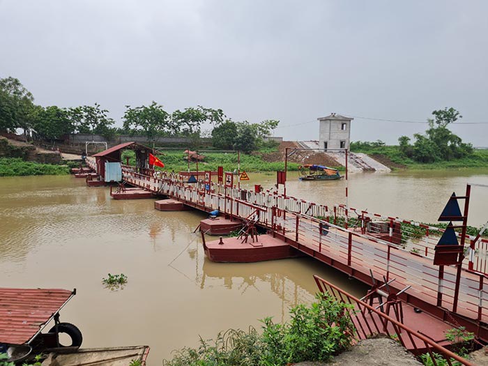 Tại xã Việt Long, huyện Sóc Sơn: Người dân mong mỏi một cây cầu vững chắc - Ảnh 1