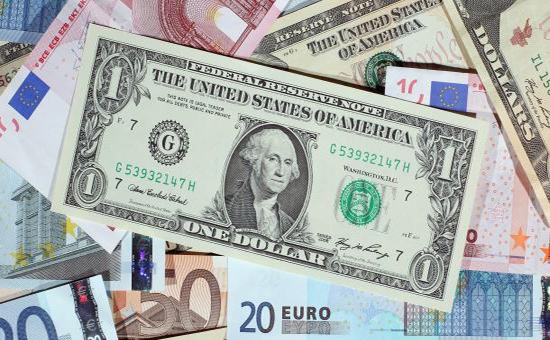 Đồng USD đi ngang, euro tăng mạnh - Ảnh 1