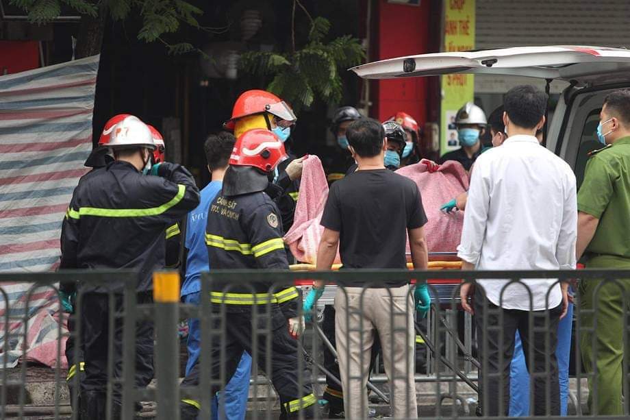 Thông tin mới nhất vụ cháy 4 người chết ở phố Tôn Đức Thắng, người phụ nữ đang mang thai - Ảnh 2