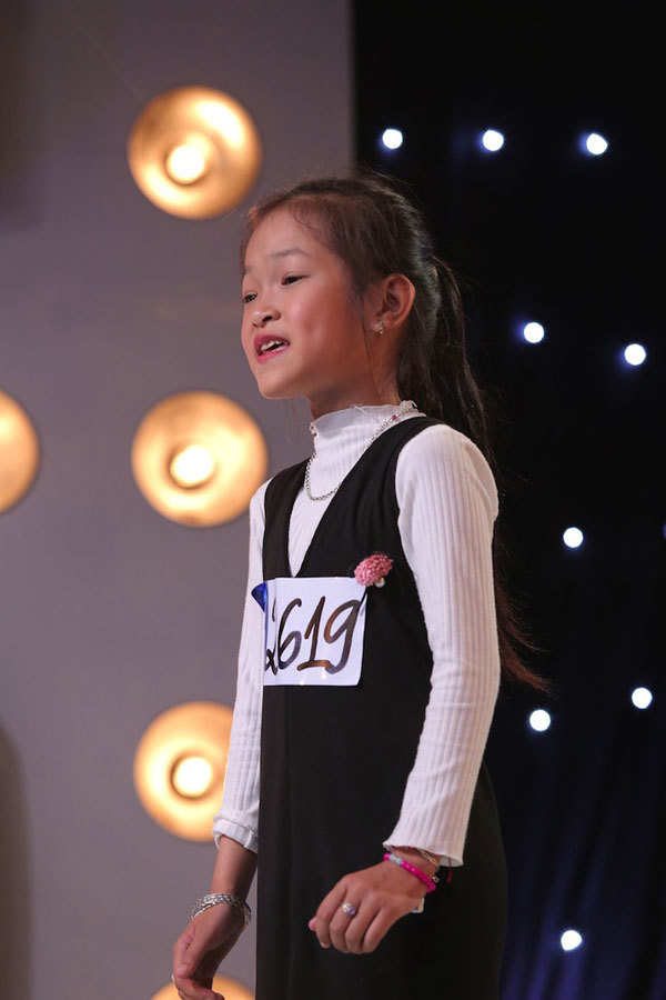 Vietnam Idol Kids 2017: Cô bé hát ca trù khiến giám khảo tròn mắt kinh ngạc - Ảnh 2
