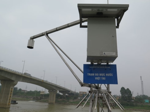 Lắp đặt camera quản lý và giám sát tàu trên sông Hồng - Ảnh 2