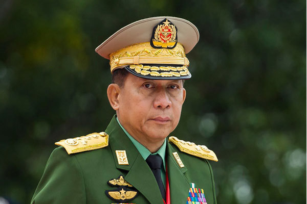 Lãnh đạo quân đội Myanmar cam kết bảo vệ nền dân chủ - Ảnh 1